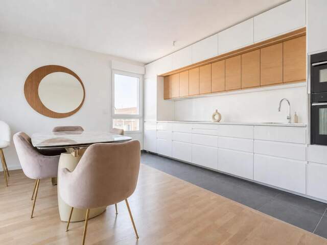 Appartement de 4 pièces de 83 m² à Romainville — photo du bien