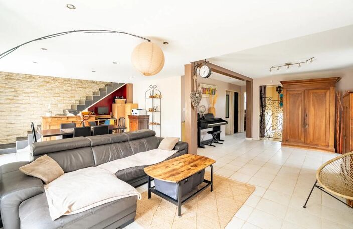 Maison de 7 pièces de 170 m² à Camarsac — photo 3