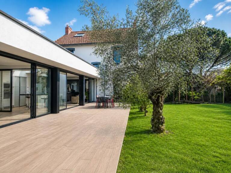 Maison de 7 pièces de 260 m² à Saint-Sébastien — photo 1