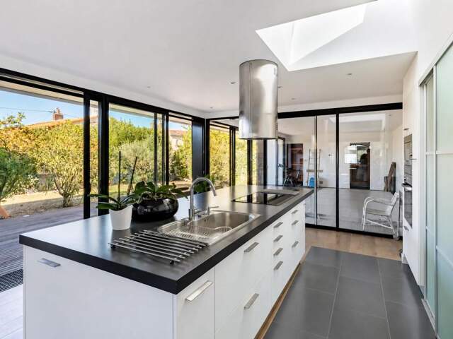 Maison de 7 pièces de 260 m² à Saint-Sébastien — photo du bien