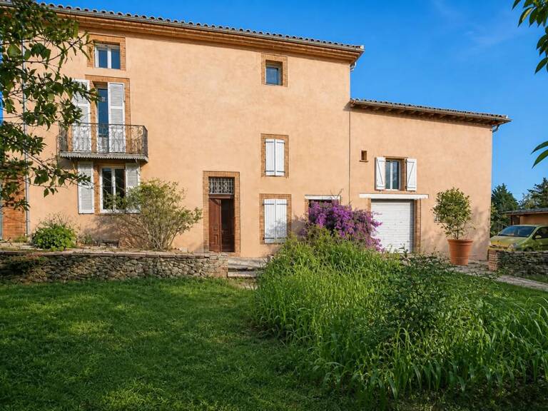Maison 8 pièces de 218m² sur un terrain de 555m² — photo 1