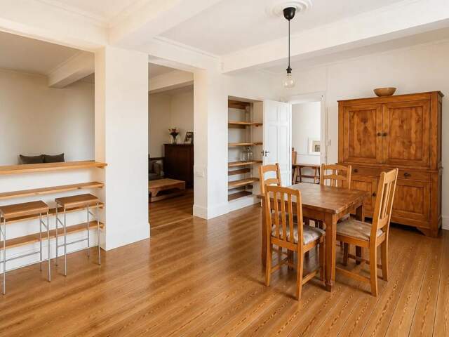Maison 8 pièces de 218m² sur un terrain de 555m² — photo du bien