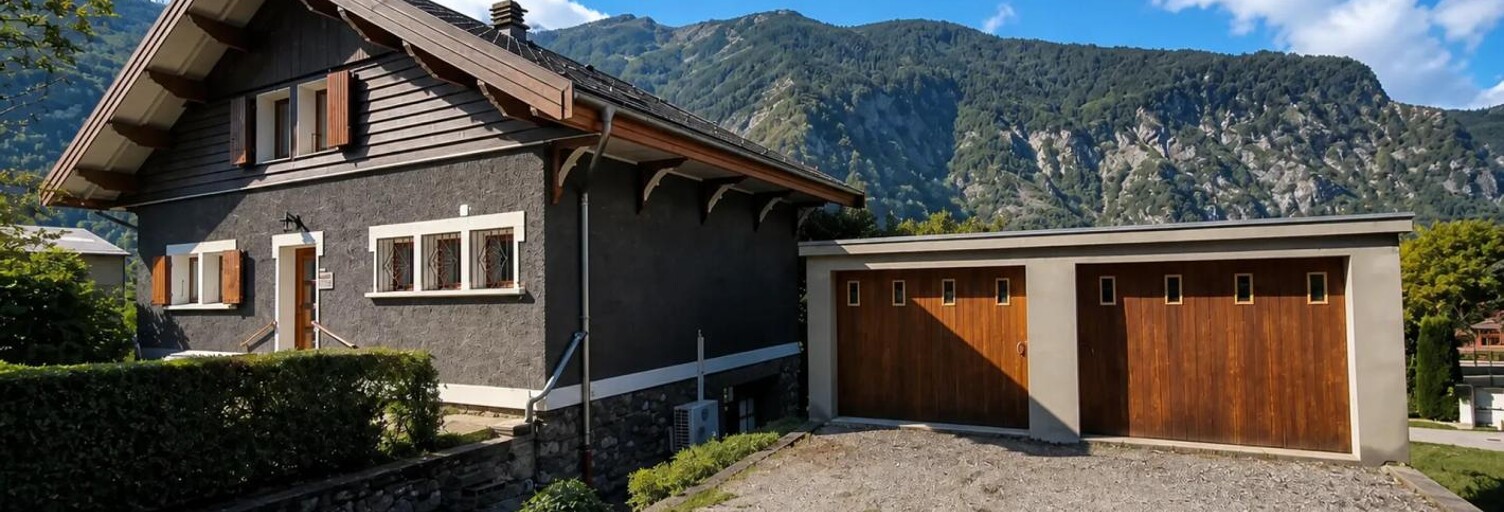 Maison 10 Pièces 125 m² à vendre à Saint-Julien-Mont-Denis (73870)