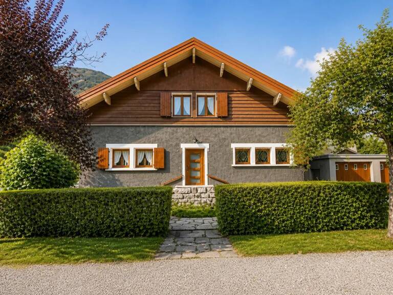 Maison de 10 pièces de 125 m² à Saint-Julien-Mont-Denis — photo 1