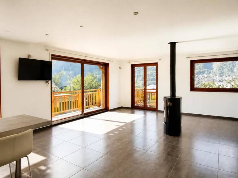 Maison de 4 pièces de 91 m² à Saint-Julien-Mont-Denis — photo 1