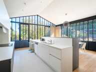 Maison de 9 pièces de 185 m² à Eysines — photo 2
