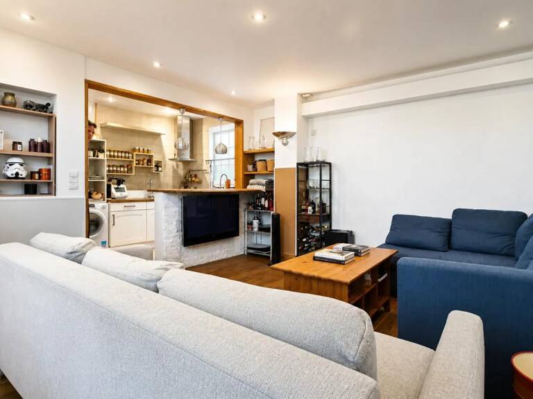 Appartement de 2 pièces de 45 m² à Paris 19 — photo 1