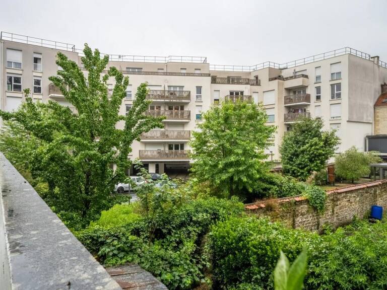 Appartement de 2 pièces de 48 m² à Saint-Ouen-l'Aumône — photo 1