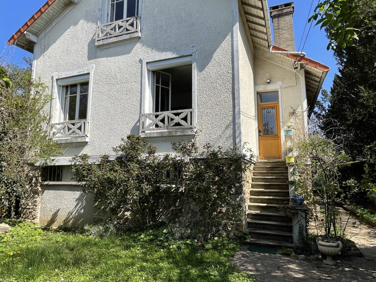 Maison familiale et chaleureuse  150 M2idéalement située en — photo 1