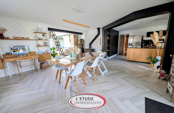 Maison familiale avec piscine chauffée, jardin clos et pres — photo 5