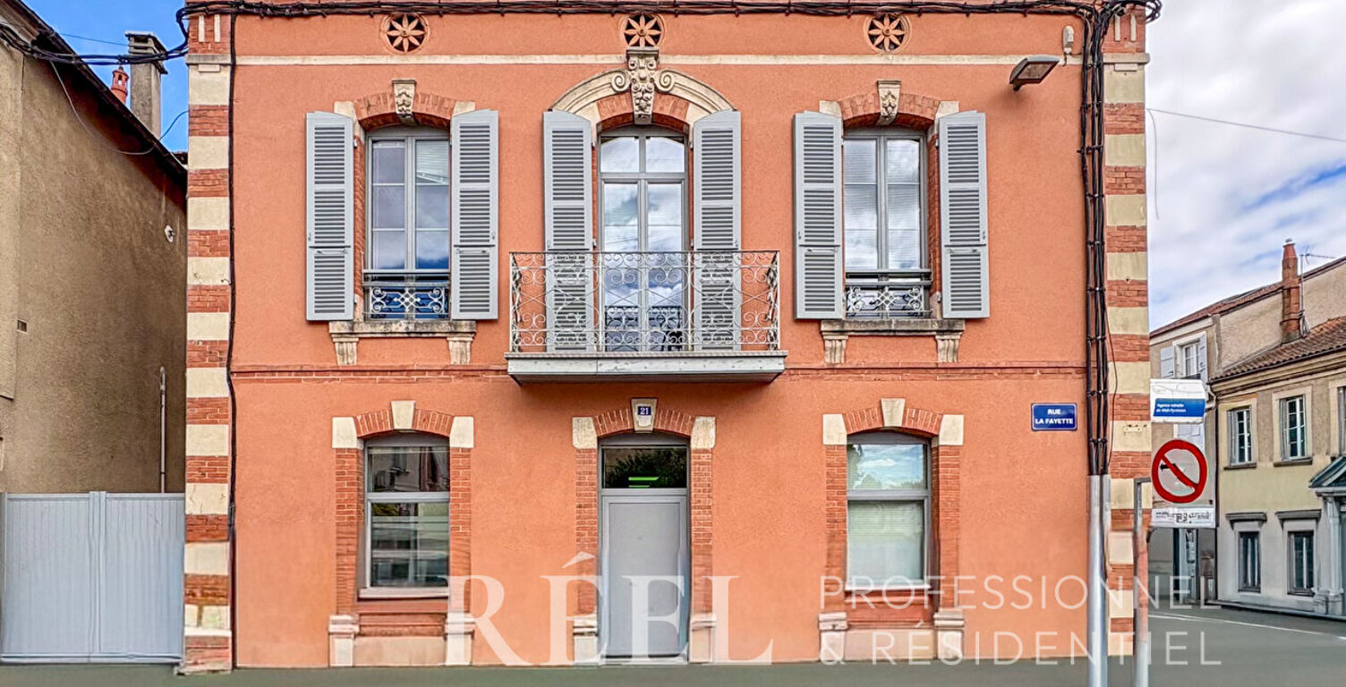 Immeuble de bureaux loué - Investissement locatif en coeur de ville d'Auch — photo 1