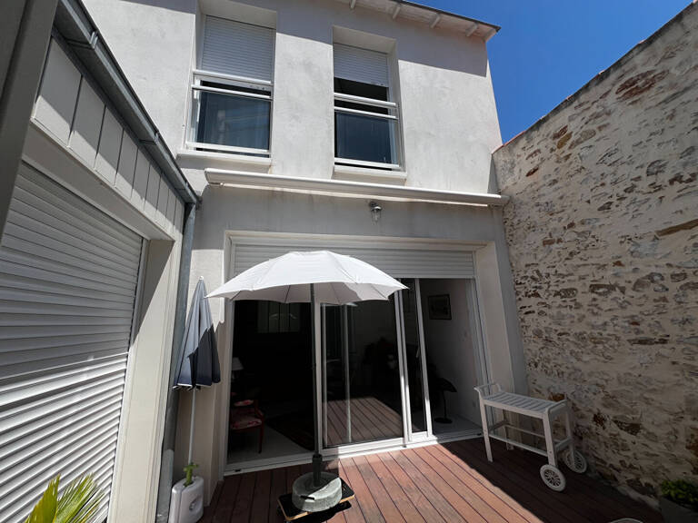Maison Les Sables D Olonne 5 pièce(s) 105 m2 — photo 1