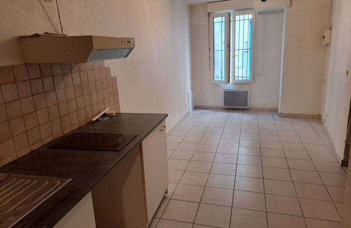 À LOUER   Charmant studio de 22 m2  à Clermont-l'Hérault — photo 2