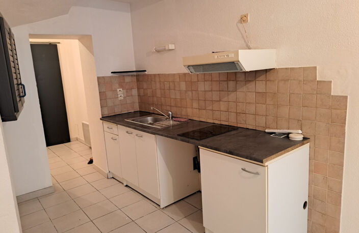 À LOUER   Charmant studio de 22 m2  à Clermont-l'Hérault — photo 4