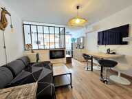 TRÈS BEAU STUDIO RÉNOVÉ AU CŒUR DU LAVANDOU — photo 2