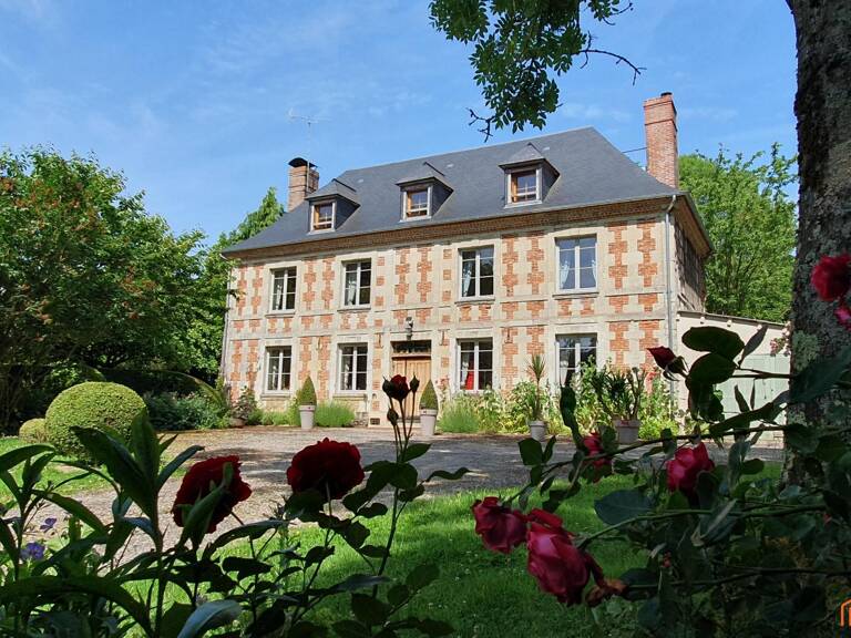 Belle maison de Maître, 5-6 chambres, 1Ha de terrain — photo 1