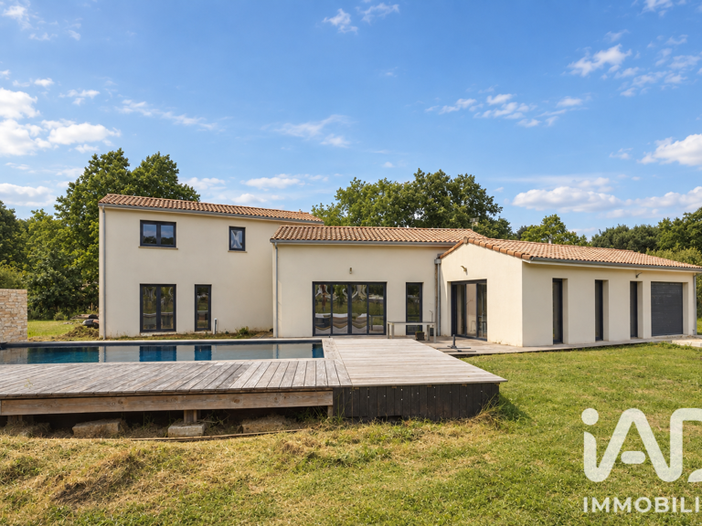 Vente Maison/villa 5 pièces — photo 1