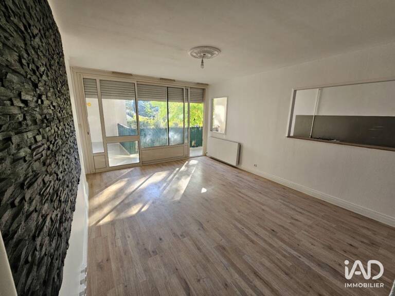 Location Appartement 4 pièces — photo 1