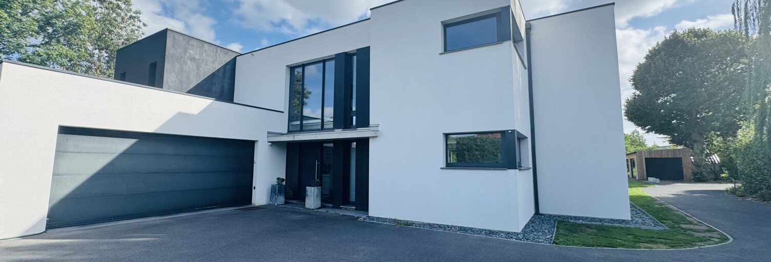 Maison 9 Pièces 256 m² à vendre à Santes (59211)
