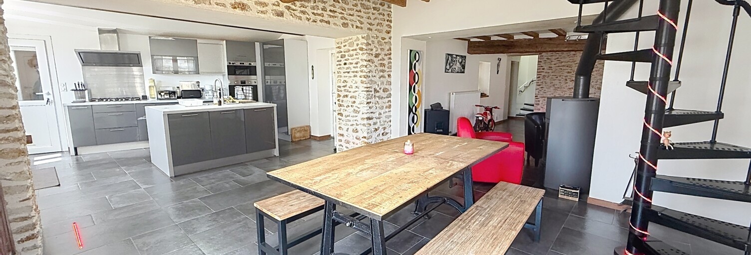 Maison 5 Pièces 137 m² à vendre à Richebourg (78550)