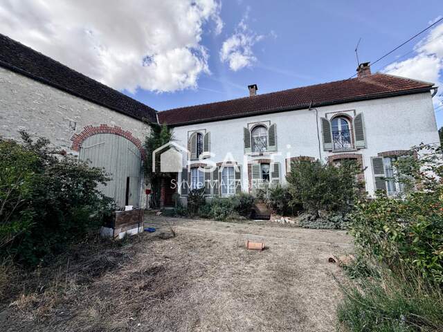 LES ORMES-SUR-VOULZIE  BELLE MAISON BRIARDE EN PIERRE AVEC GRANGE ATTENANTE DE 115 M² — photo du bien
