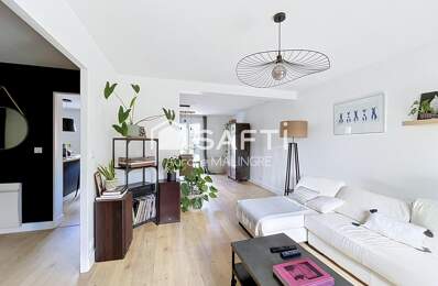 Intérieur rénové avec goût, jardin acceuillant et spa — photo du bien