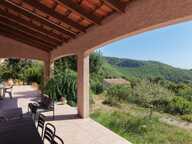 BANDOL  PROPRIÉTÉ D'EXCEPTION  VUE DOMINANTE  260 M²  TERRAIN DE 5 000 M²  PISCINE  DÉPENDANCES — photo 4