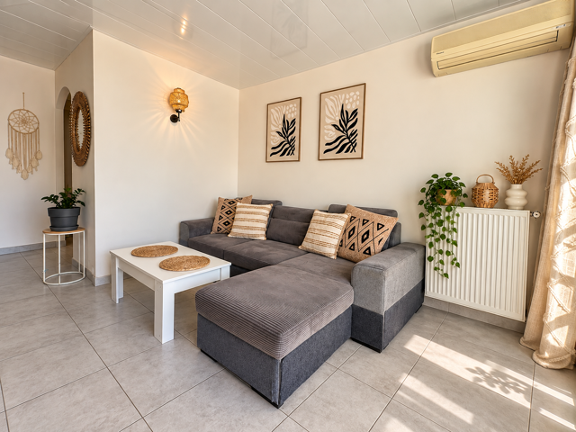 MARTIGUES - FERRIÈRES - T3 RÉNOVER AVEC LOGGIA — photo du bien