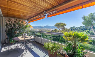 Appartement 4 Pièces 143 m² à vendre à Marseille 8 (13008)