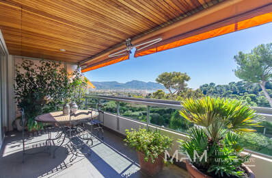 T4/5 de PRESTIGE 'CARRÉ d'OR' 13008 - 2 TERRASSES - VUE MER — photo du bien