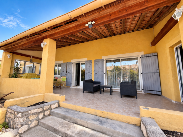Maison 5 pièces avec terrain clos, dépendances et prestation — photo du bien