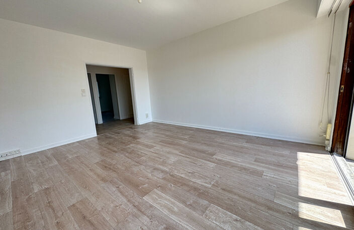 Appartement Angouleme 3 pièce(s) 79 m2 — photo 3