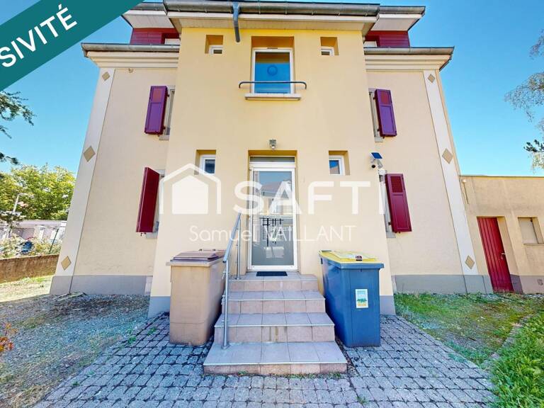 Immeuble de rapport 6 appartements, 5 garages — photo 1