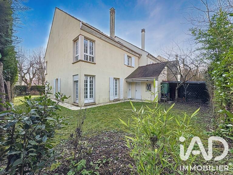 Vente Maison/villa 8 pièces — photo 1
