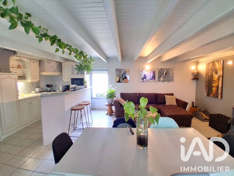 Vente Boutique/Local commercial 5 874 m&sup2; — photo 1