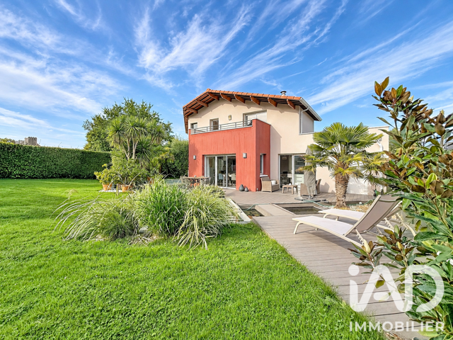 Vente Maison traditionnelle 7 pièces — photo du bien