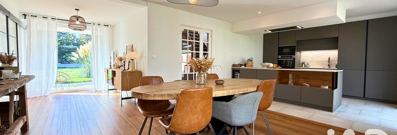 Maison 9 Pièces 170 m² à vendre à Boeschepe (59299)