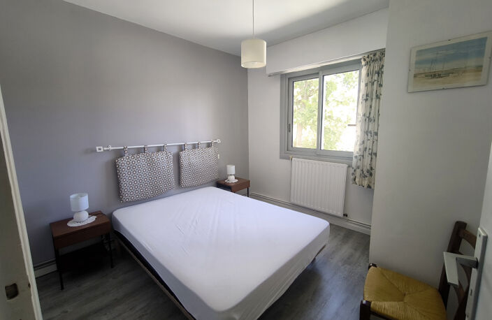 ROYAN - QUARTIER DU PARC - BEL APPARTEMENT DUPLEX - ENVIRONNEMENT PRIVILÉGIÉ — photo 5