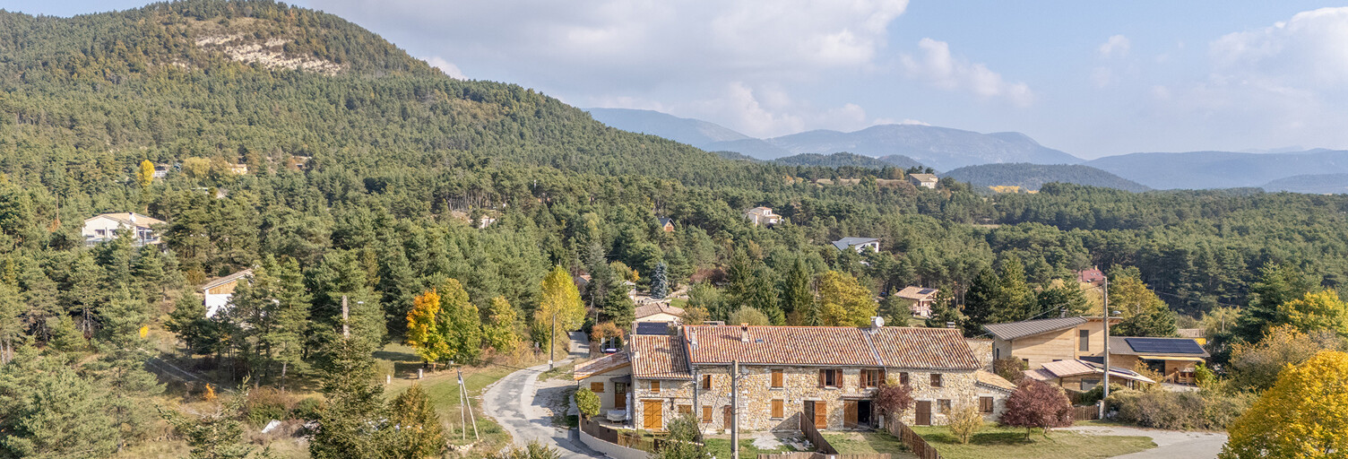 Maison 3 Pièces 120 m² à vendre à La Martre (83840)
