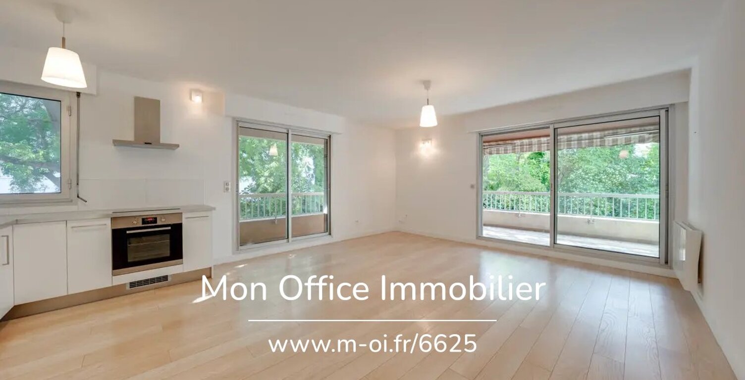 Référence : 7225-CLA. - Appartement 2 pièces avec terrasse et box dans le 8e arrondissement de Marseille — photo 1