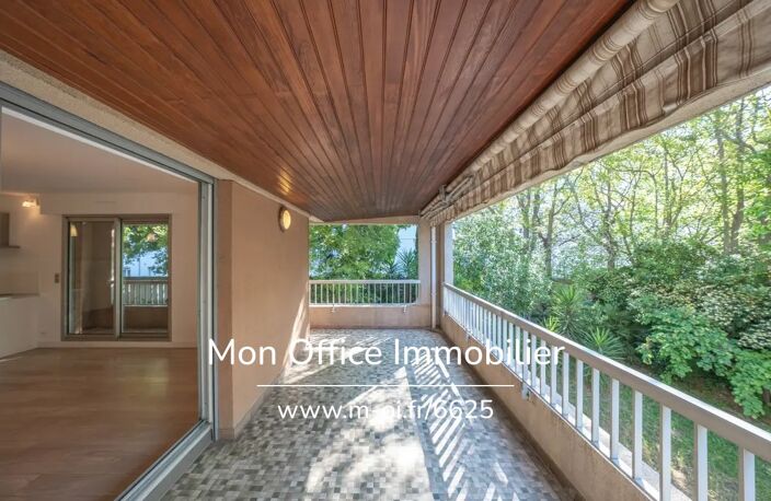 Référence : 7225-CLA. - Appartement 2 pièces avec terrasse et box dans le 8e arrondissement de Marseille — photo 3