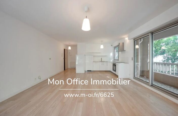 Référence : 7225-CLA. - Appartement 2 pièces avec terrasse et box dans le 8e arrondissement de Marseille — photo 4
