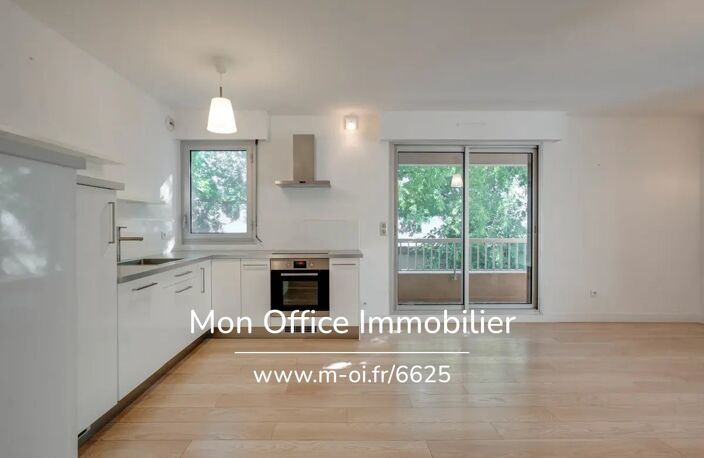 Référence : 7225-CLA. - Appartement 2 pièces avec terrasse et box dans le 8e arrondissement de Marseille — photo 5