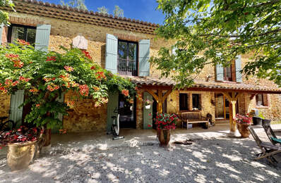 Immobilier de luxe : mas en pierre à vendre avec terrasse à — photo du bien