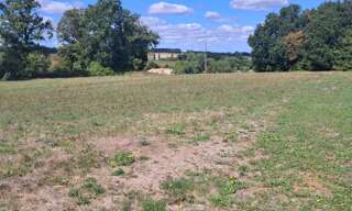 Terrain  1016 m² à vendre à Soubran (17150)