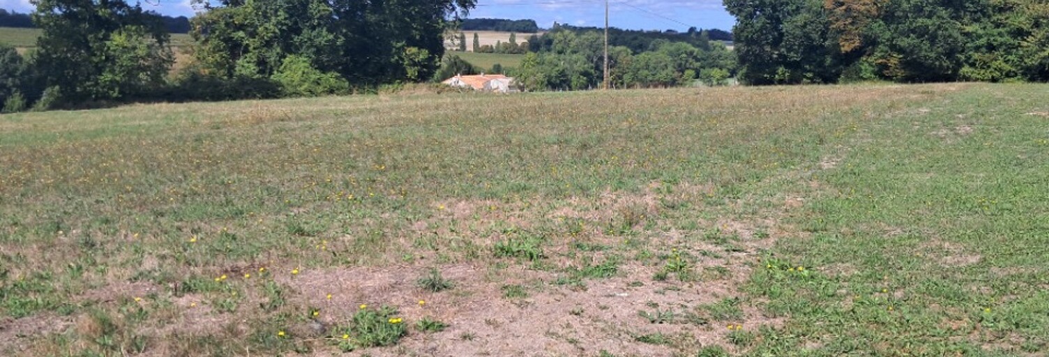 Terrain  1016 m² à vendre à Soubran (17150)