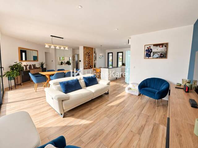 COUP DE COEUR ASSURE POUR CETTE MAISON CONTEMPORAINE — photo du bien
