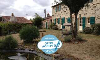 Maison 11 Pièces 310 m² à vendre à La Taillée (85450)