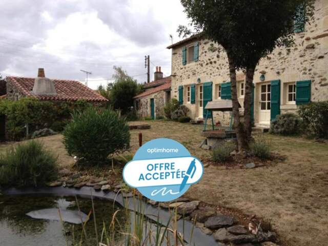 LA TAILLEE 85450 AU CALME ABSOLU MAGNIFIQUE MAISON DE CAMPAGNE RENOVEE AVEC GITE AU BORD DE L'EAU — photo du bien