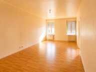 HAYANGE – 97 m² à rénover – 3 chambres – Stationnement – Investissement ou projet de rénovation — photo 2